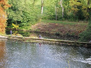 au bord de l'eau